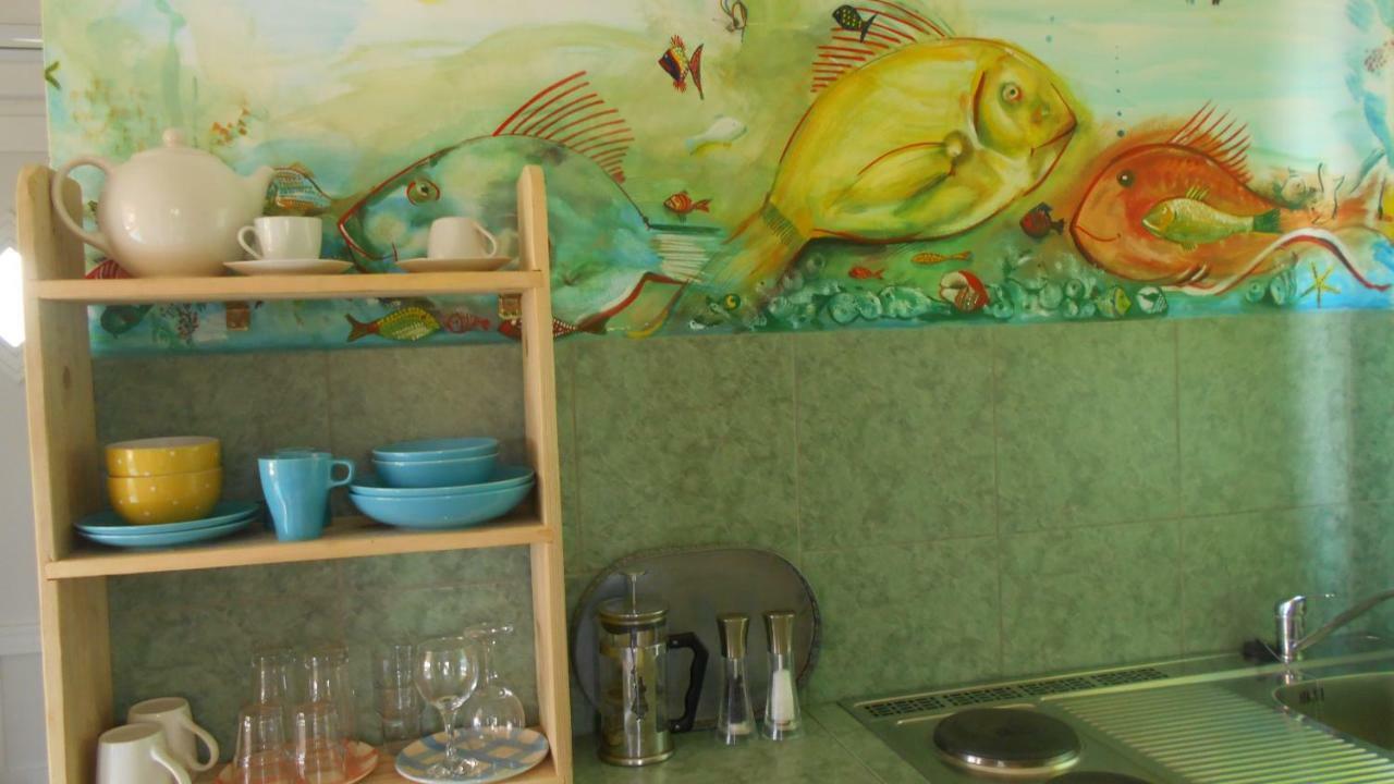 Apartments-Estate Under The Paintbrush فيس المظهر الخارجي الصورة